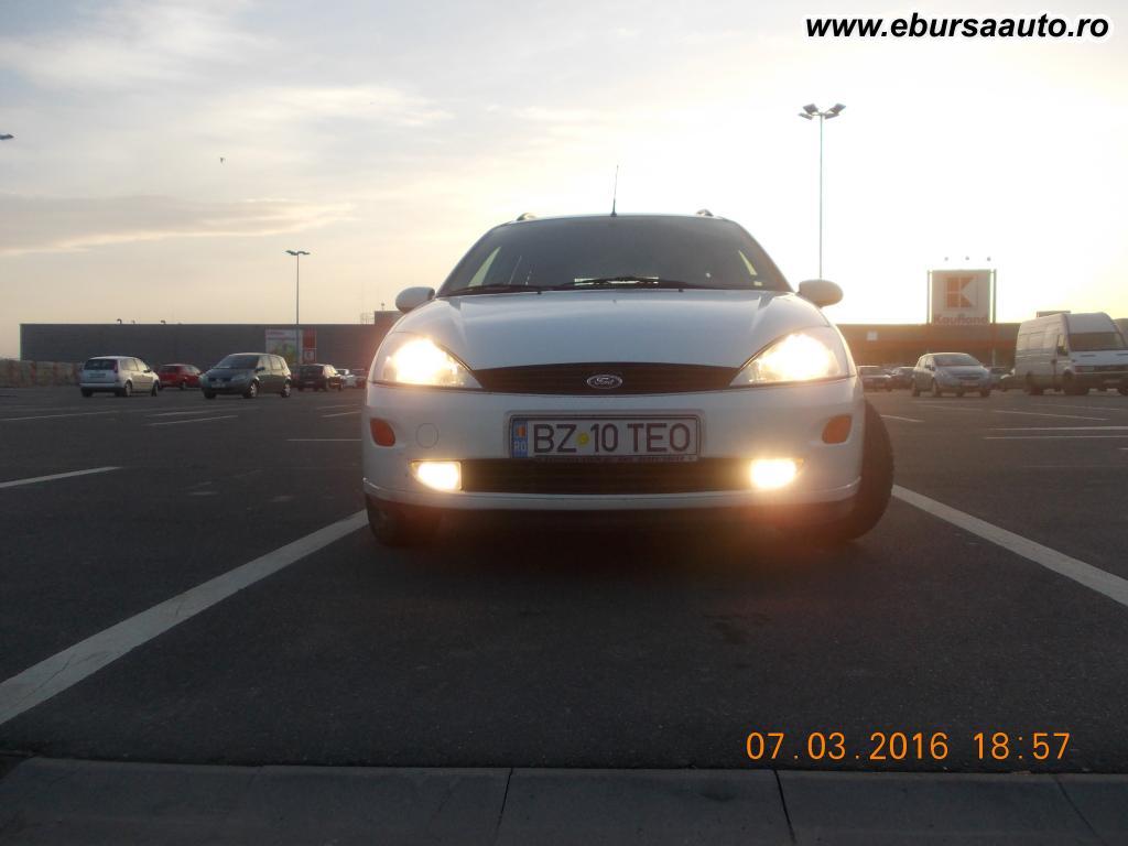 FORD FOCUS GHIA