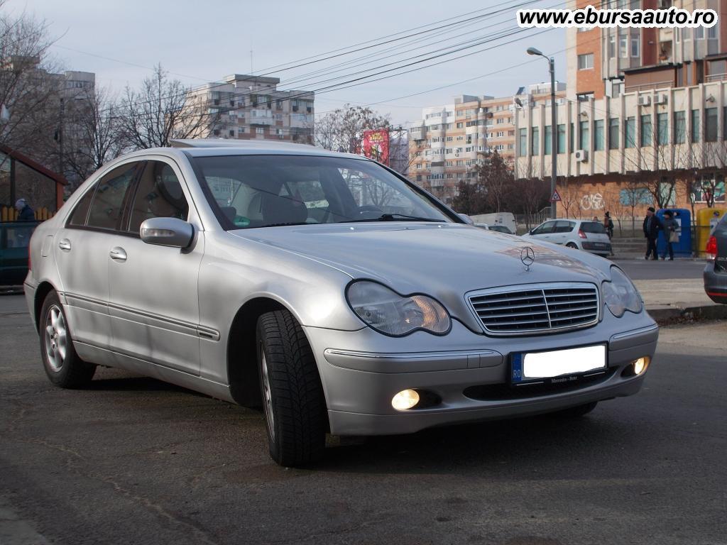 MERCEDES-BENZ C 220