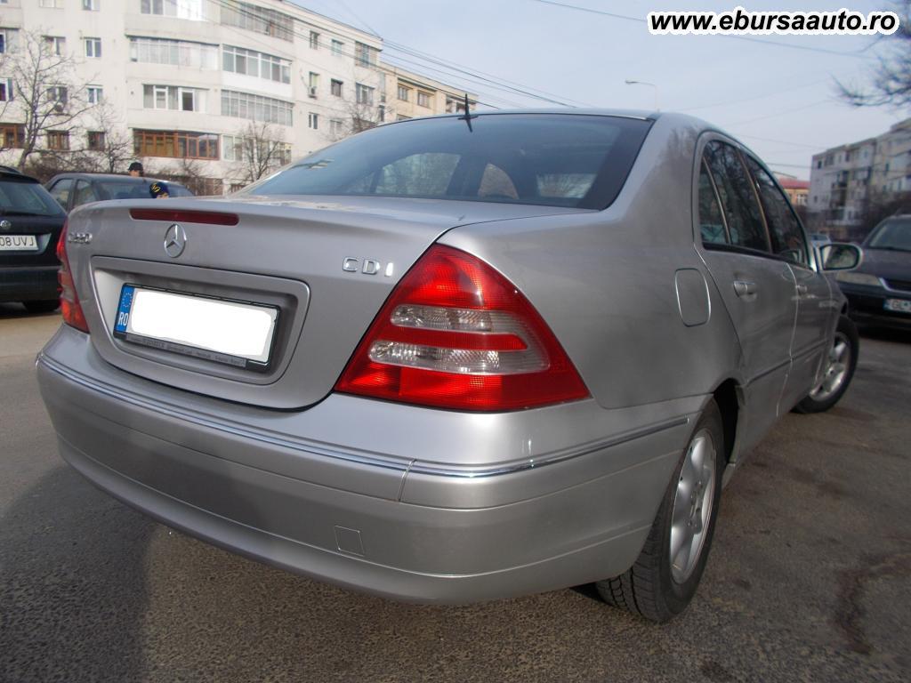 MERCEDES-BENZ C 220