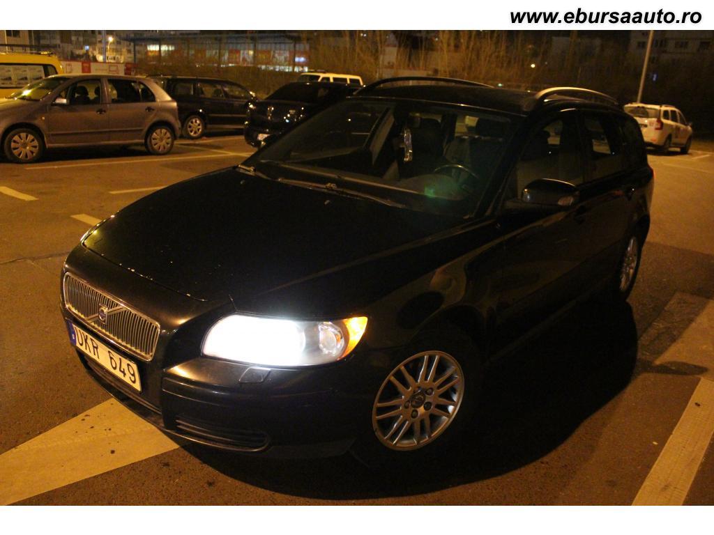 VOLVO V 50