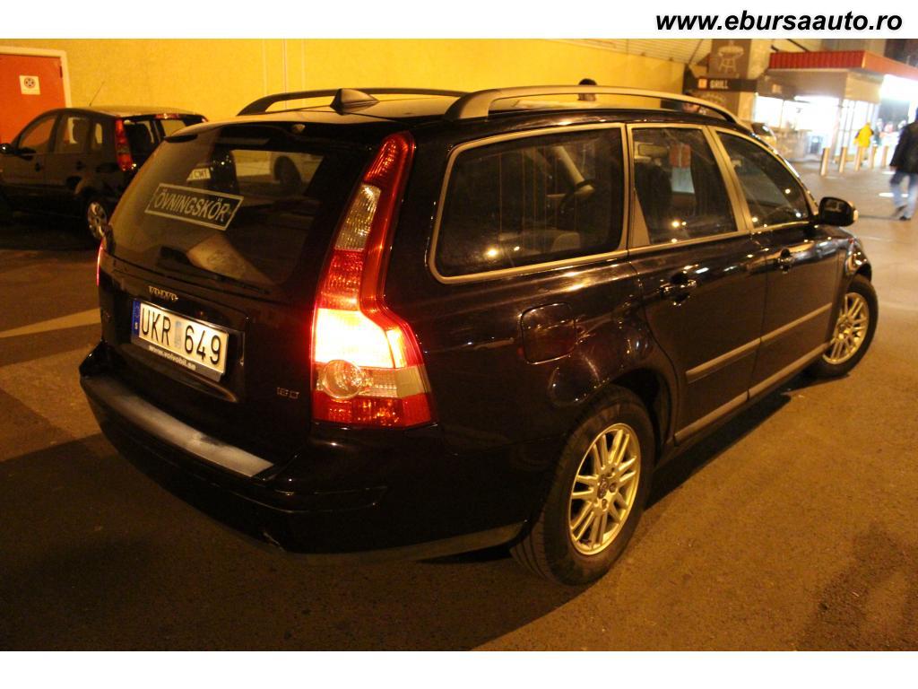 VOLVO V 50