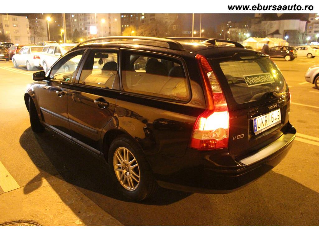 VOLVO V 50