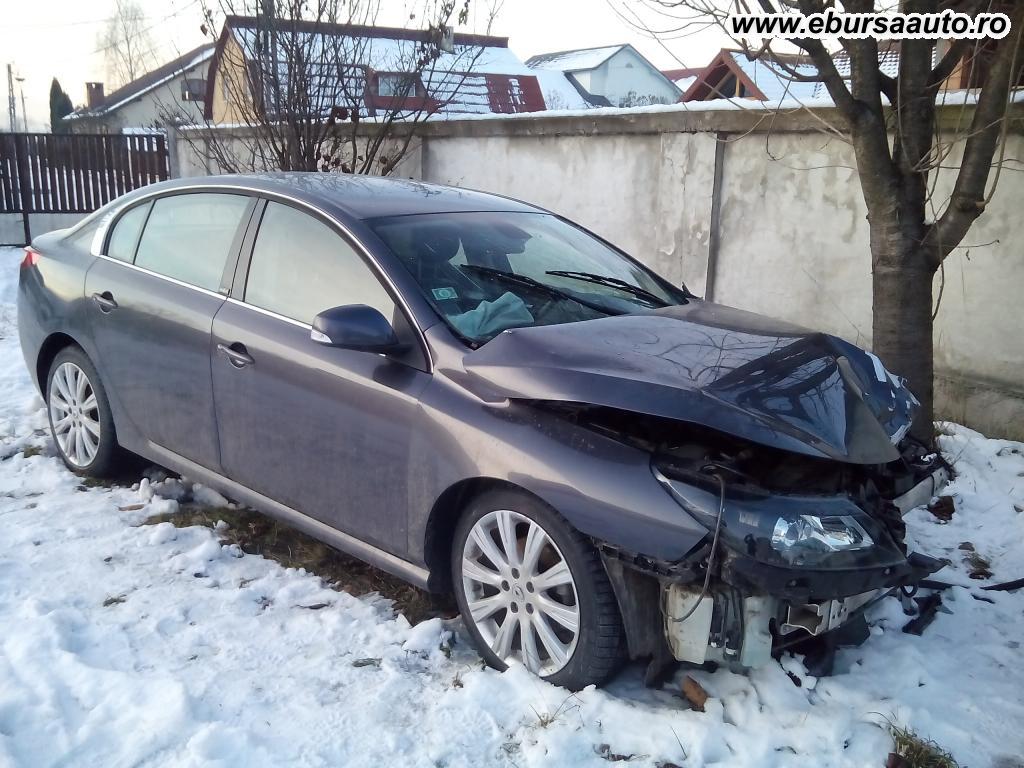 RENAULT LATITUDE