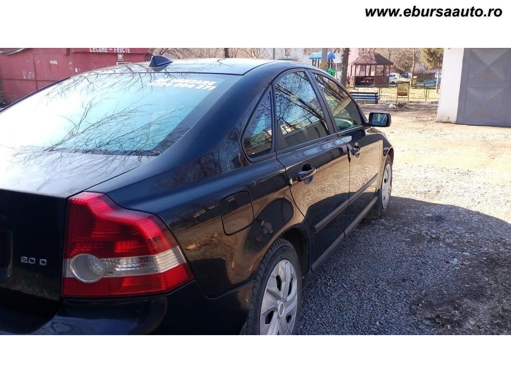 VOLVO S 40