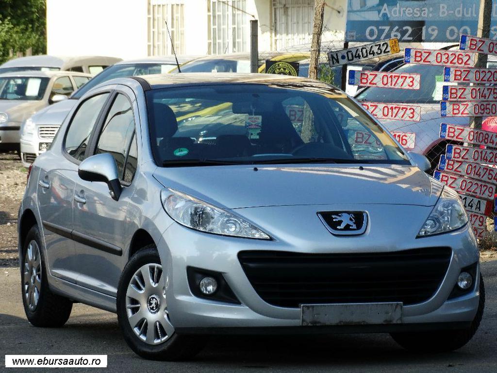 PEUGEOT 207