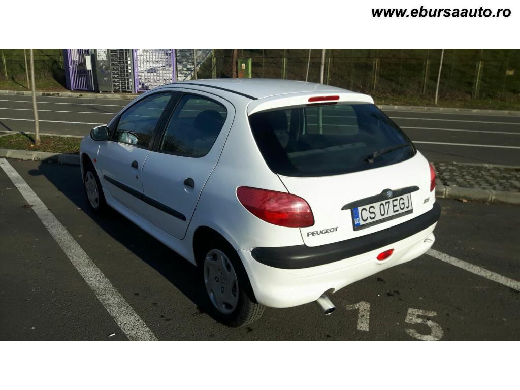 PEUGEOT 206