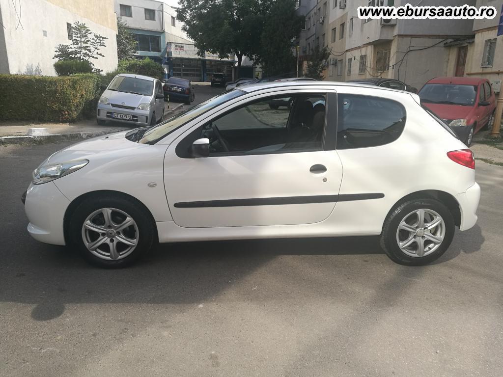 PEUGEOT 206 PLUS