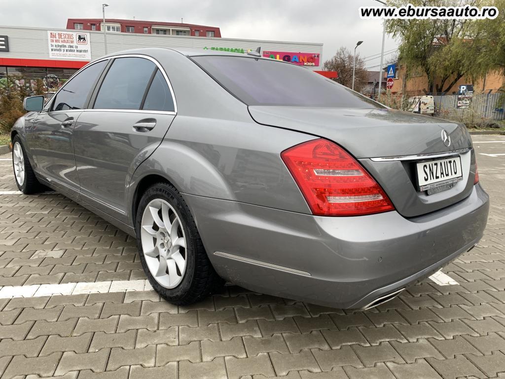 MERCEDES-BENZ S 550