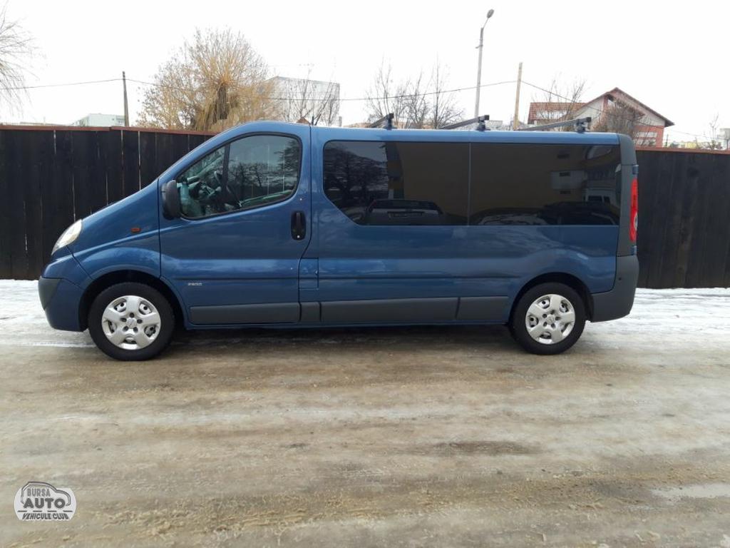 OPEL VIVARO