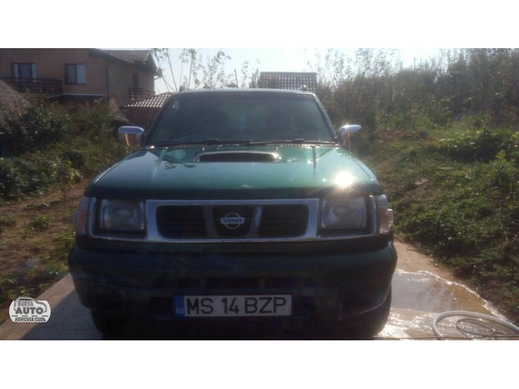 NISSAN NAVARA