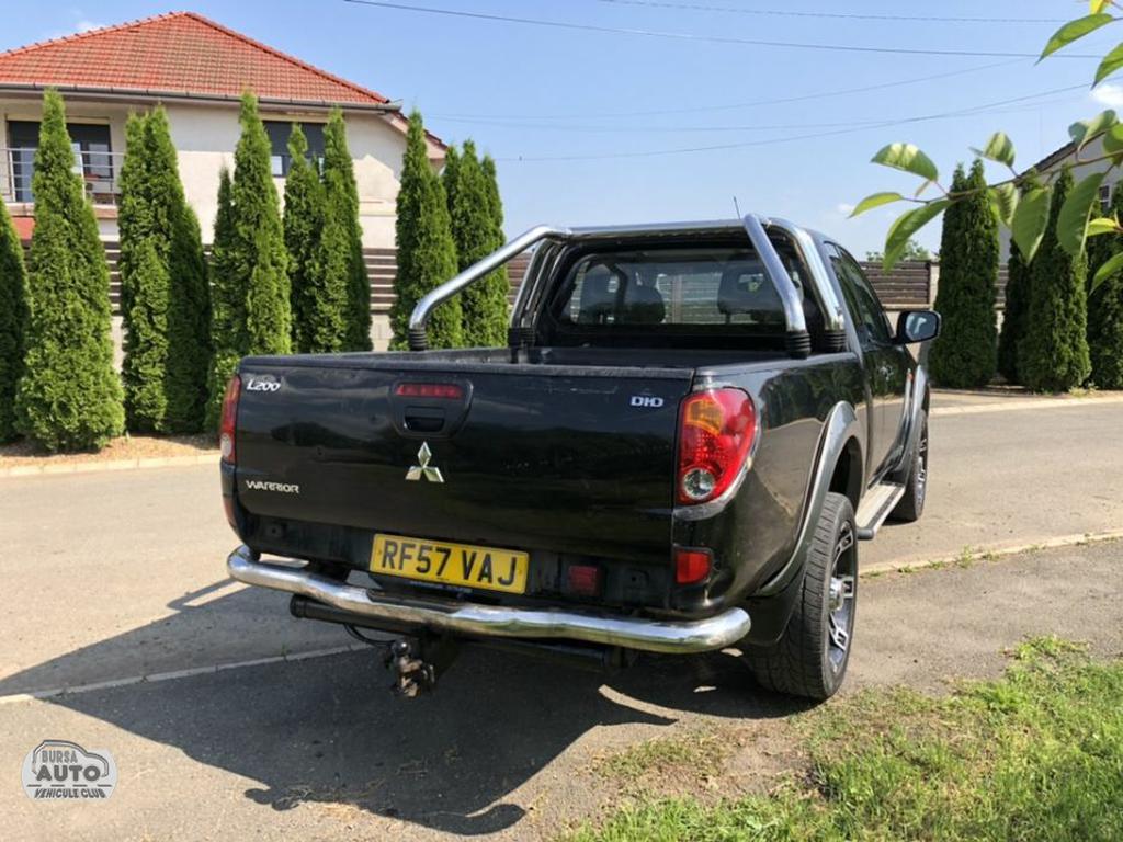 MITSUBISHI L 200