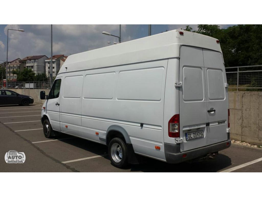 MERCEDES-BENZ SPRINTER