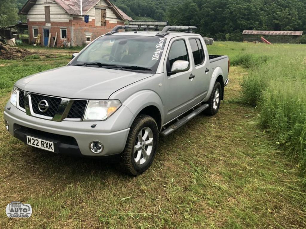 NISSAN NAVARA