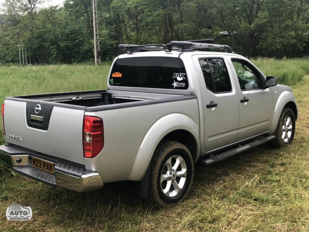 NISSAN NAVARA