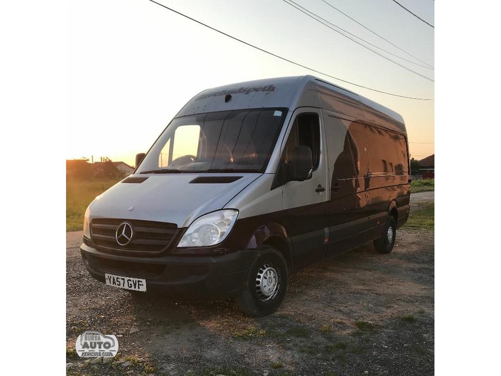 MERCEDES-BENZ SPRINTER