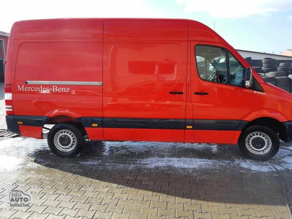 MERCEDES-BENZ SPRINTER