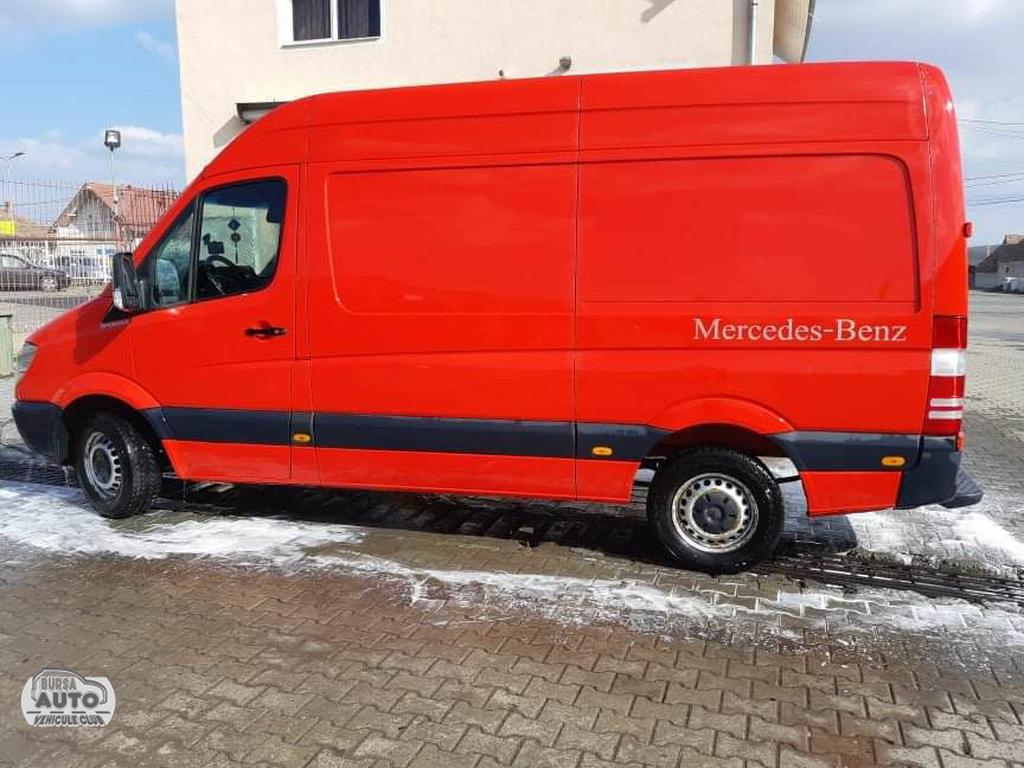 MERCEDES-BENZ SPRINTER