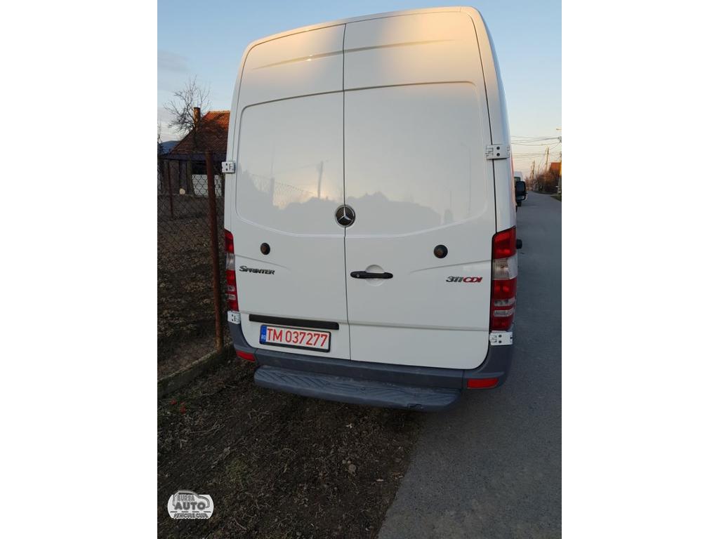 MERCEDES-BENZ SPRINTER