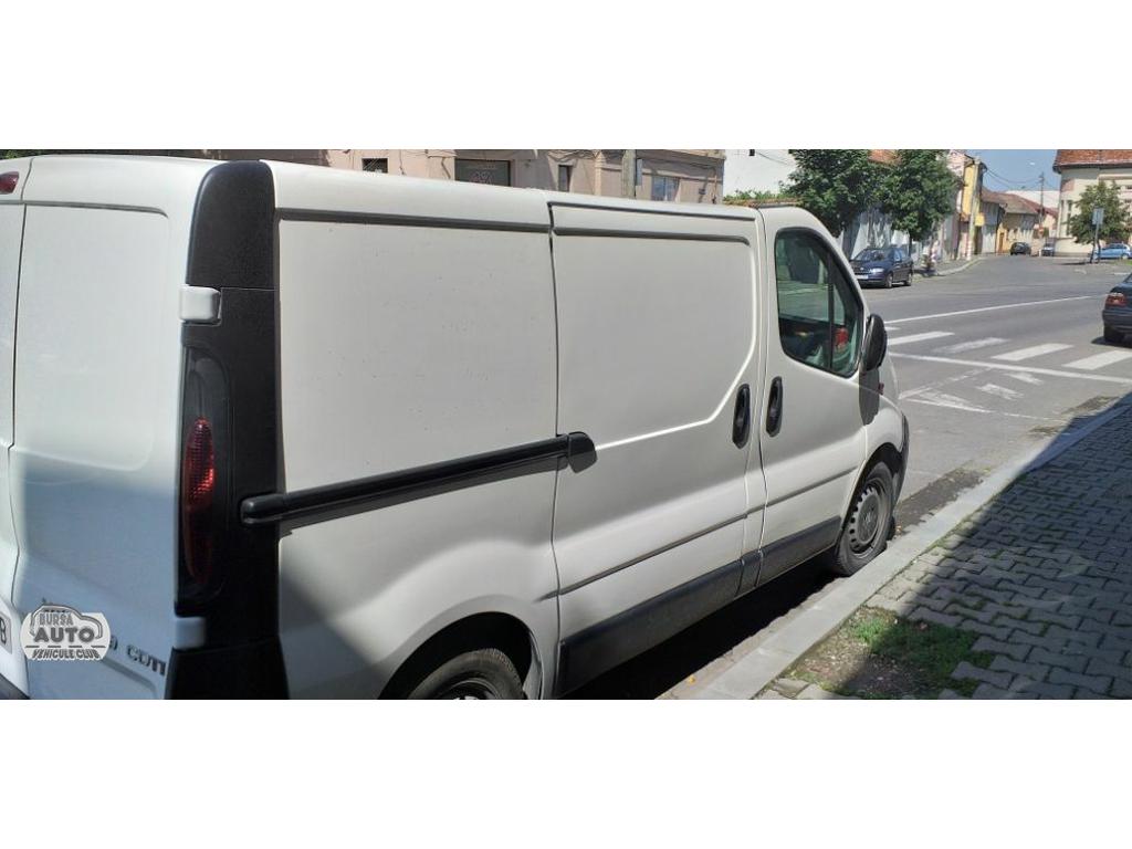 OPEL VIVARO