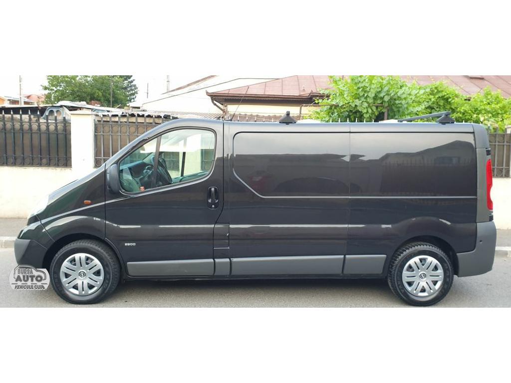 OPEL VIVARO