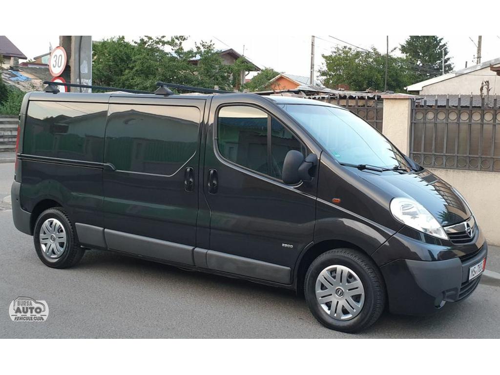 OPEL VIVARO