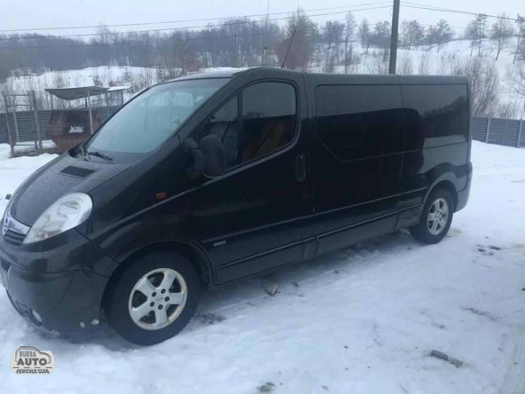 OPEL VIVARO