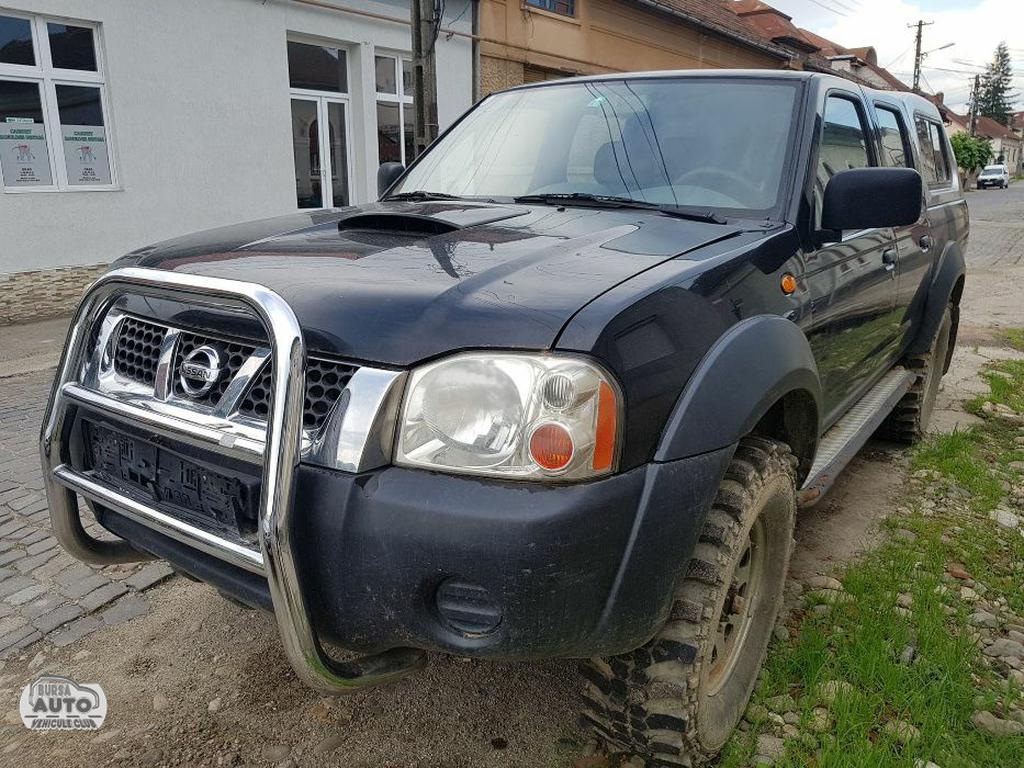 NISSAN NAVARA