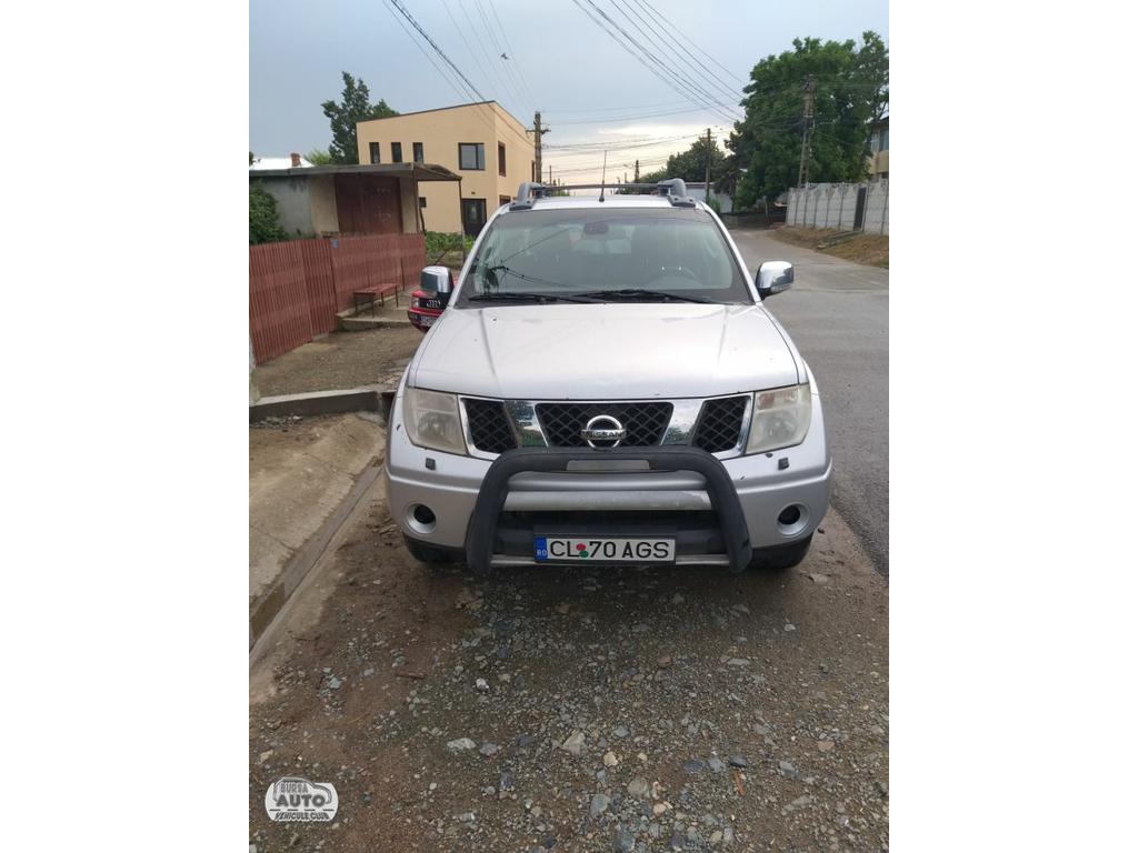 NISSAN NAVARA