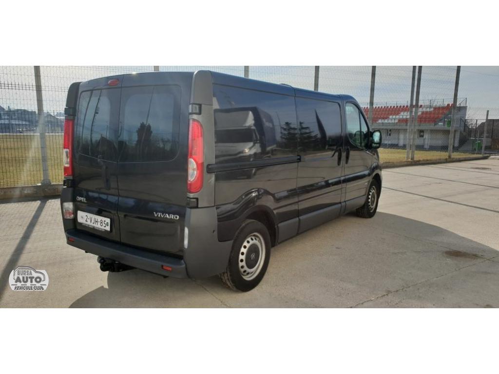 OPEL VIVARO