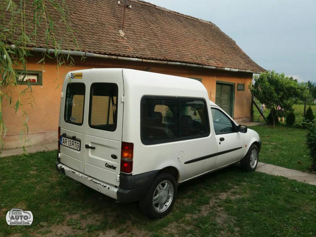 FORD COURIER