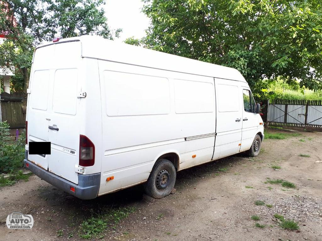 MERCEDES-BENZ SPRINTER