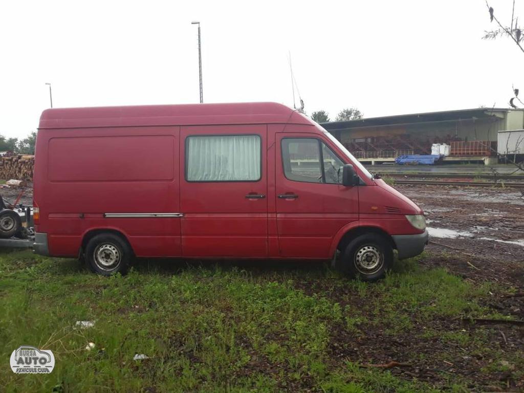 MERCEDES-BENZ SPRINTER