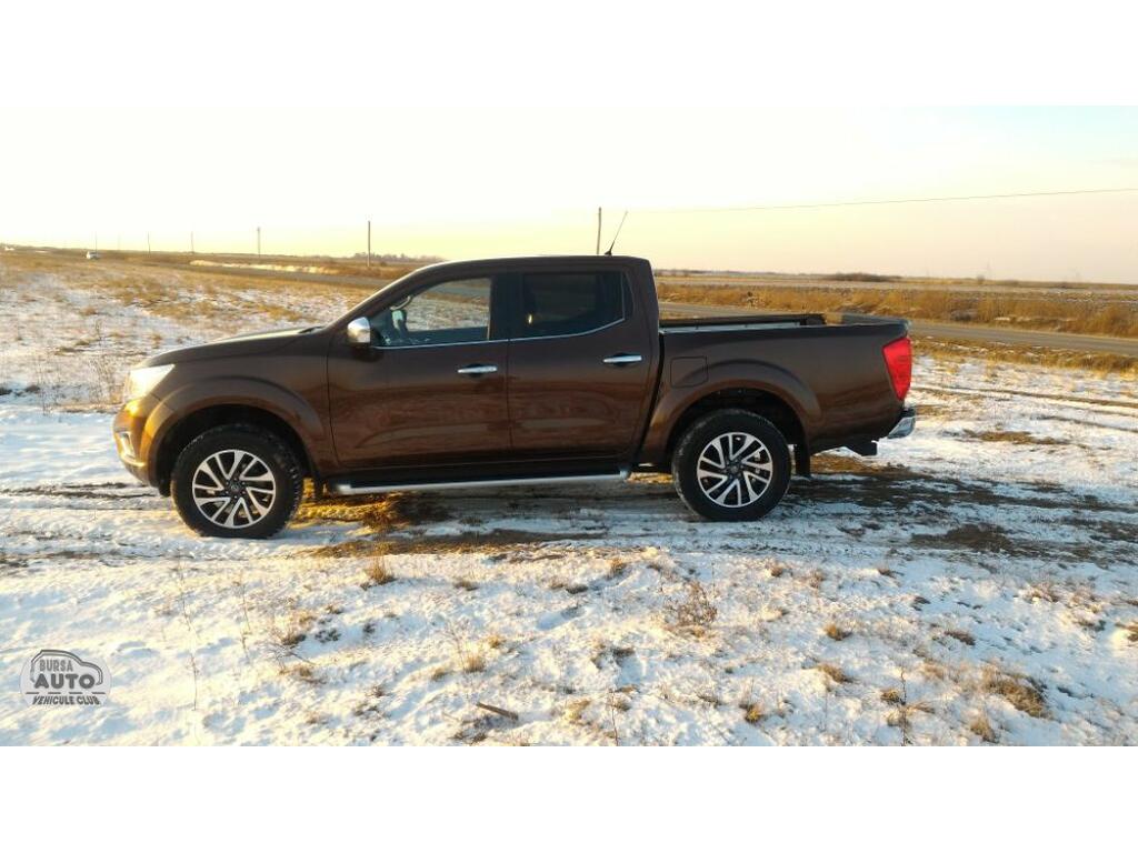 NISSAN NAVARA