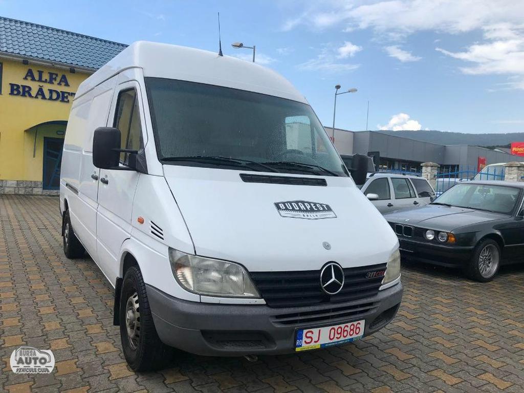 MERCEDES-BENZ SPRINTER