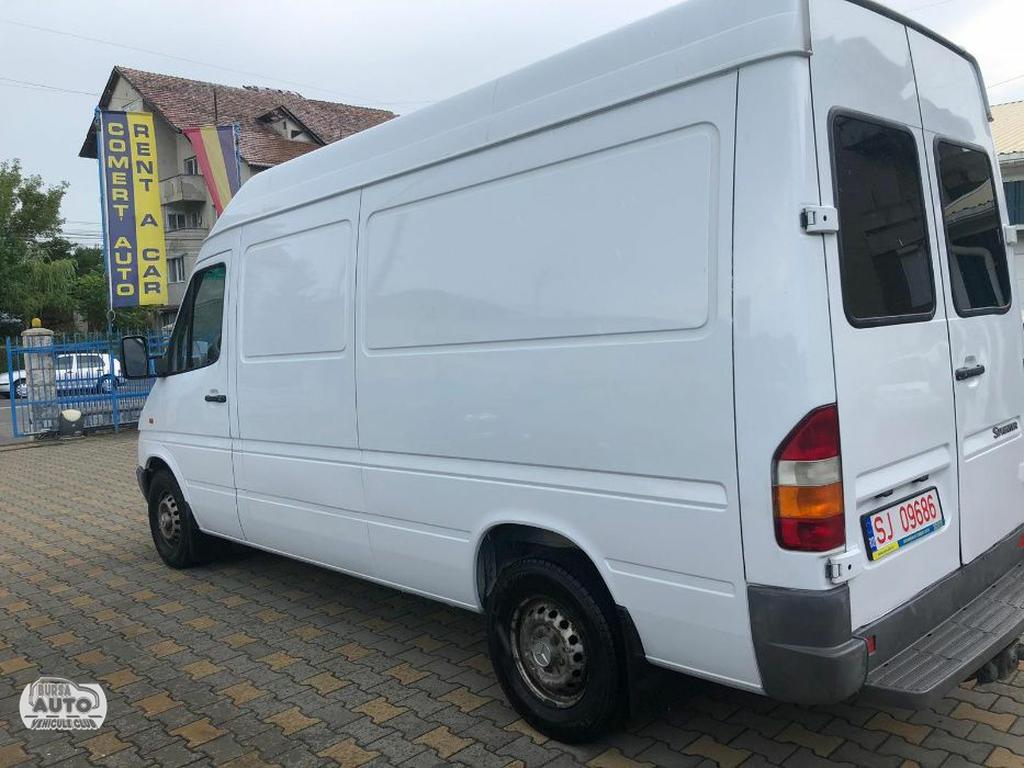 MERCEDES-BENZ SPRINTER