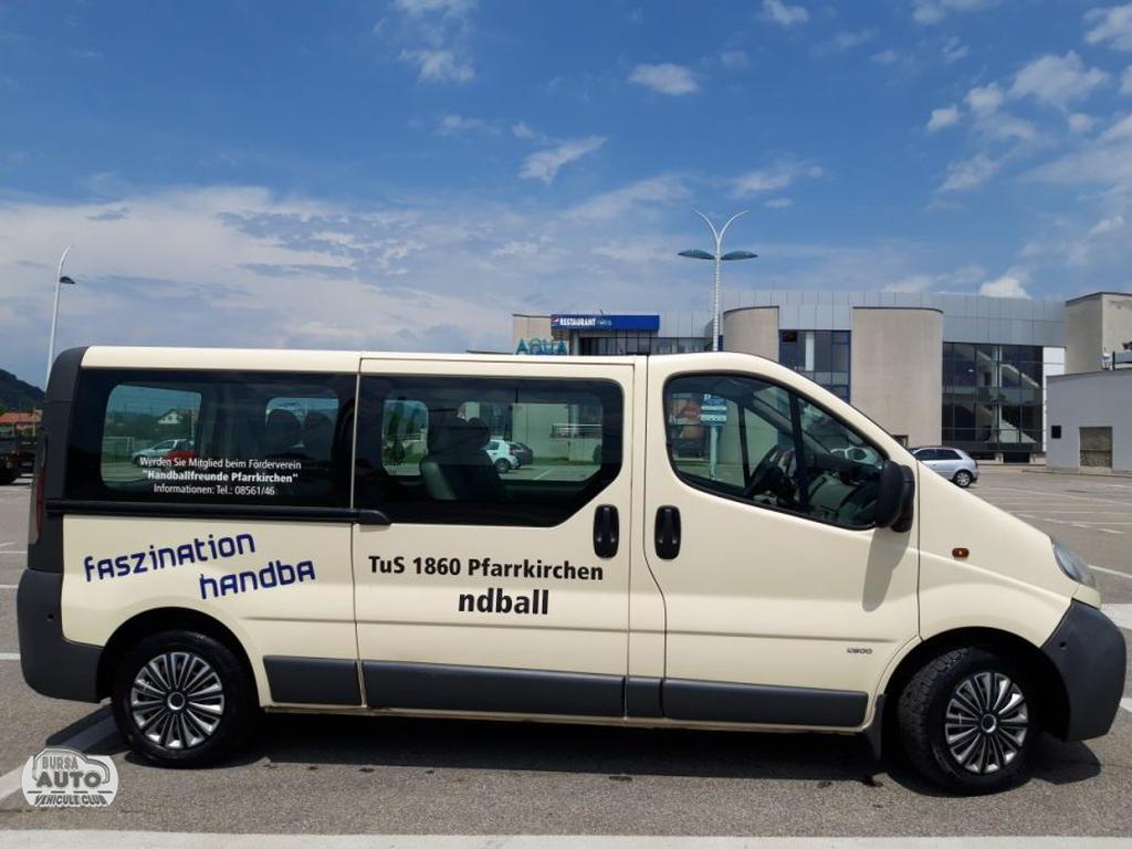 OPEL VIVARO