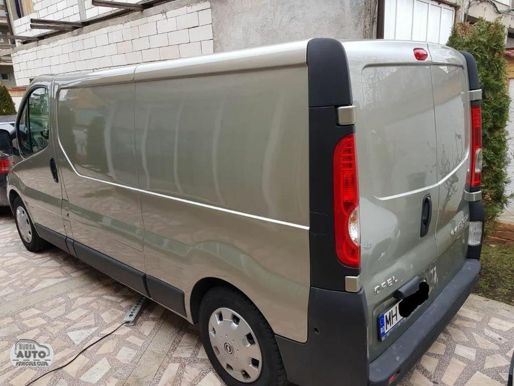 OPEL VIVARO