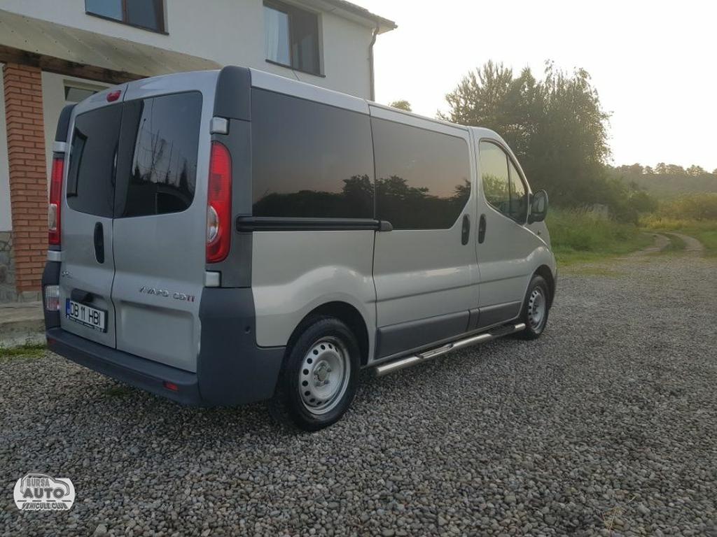 OPEL VIVARO