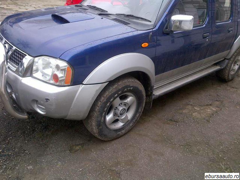 NISSAN NAVARA