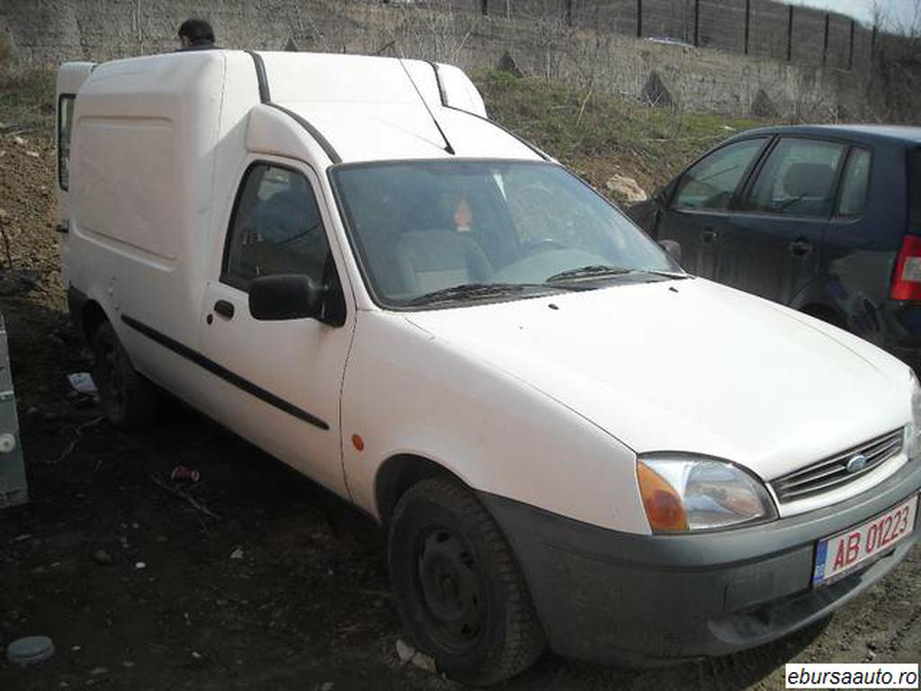 FORD COURIER