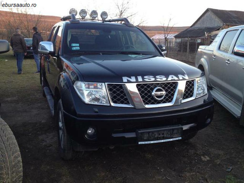 NISSAN NAVARA