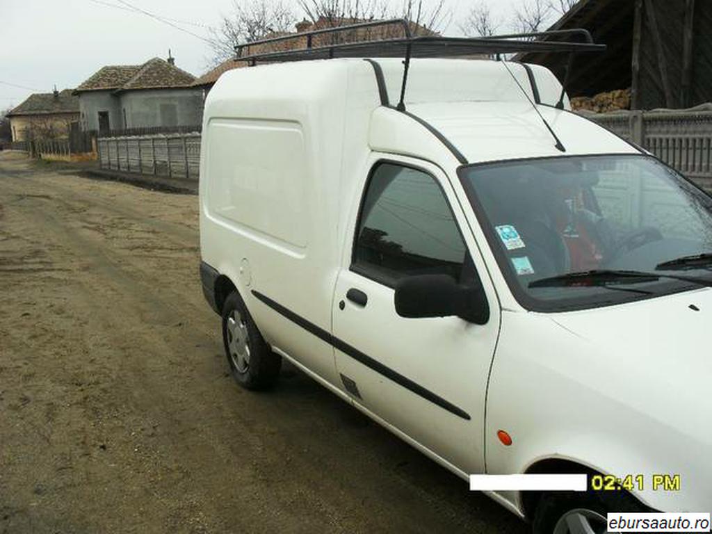 FORD COURIER