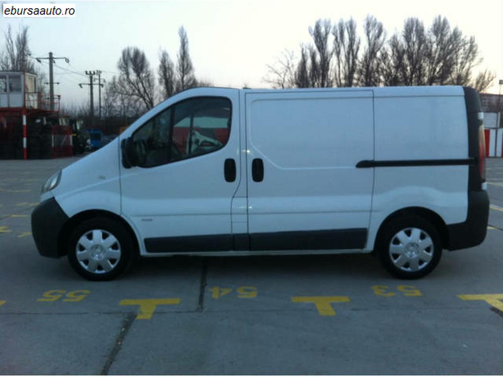 OPEL VIVARO