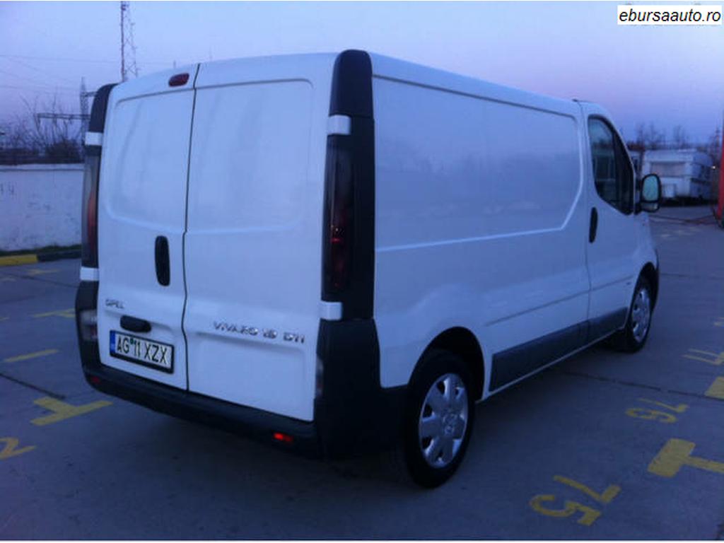 OPEL VIVARO